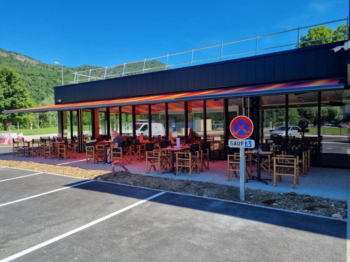 סן-קלוד Hotel Restaurant Akena Molinges - La Brocatelle מראה חיצוני תמונה