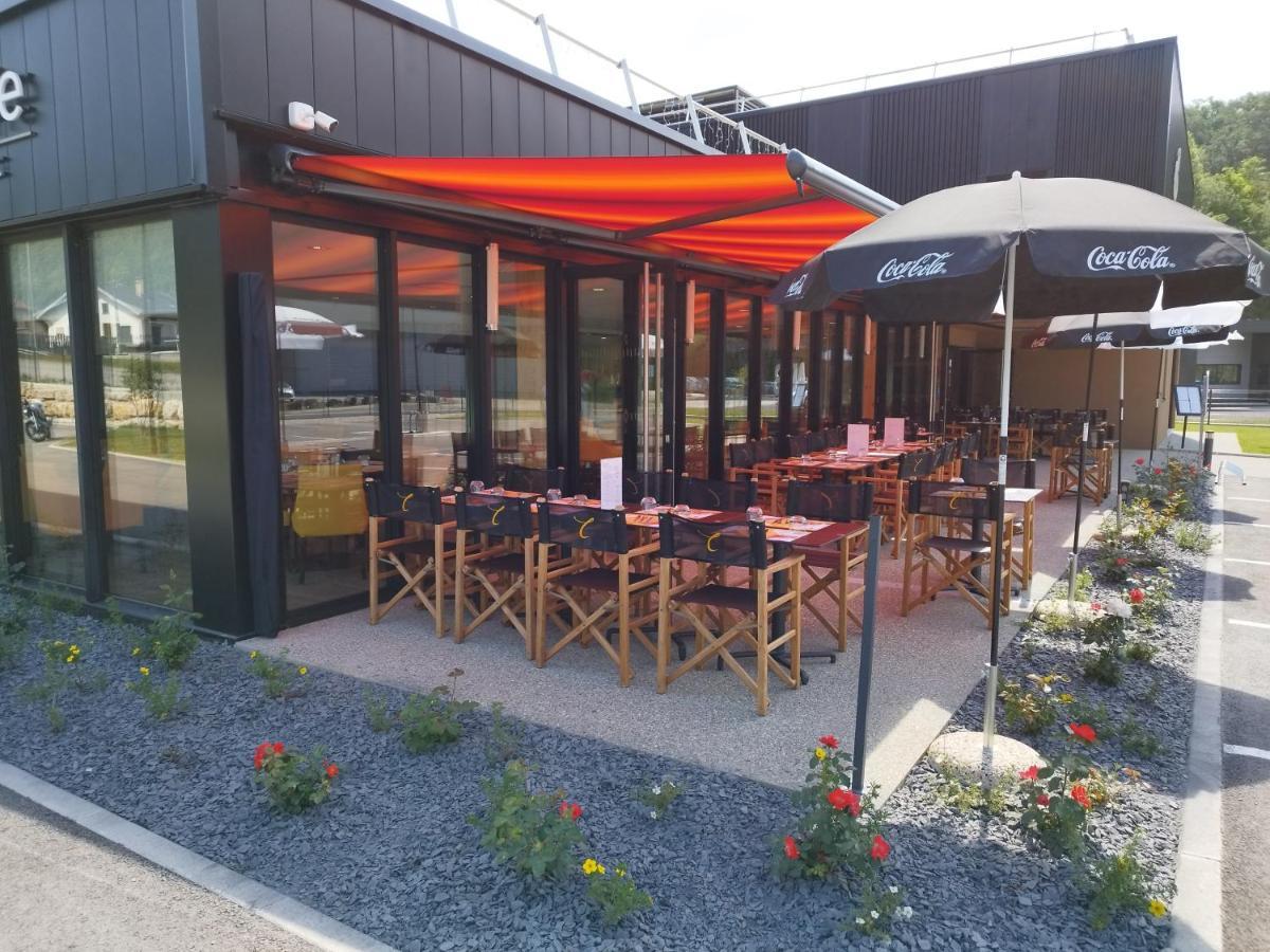 סן-קלוד Hotel Restaurant Akena Molinges - La Brocatelle מראה חיצוני תמונה