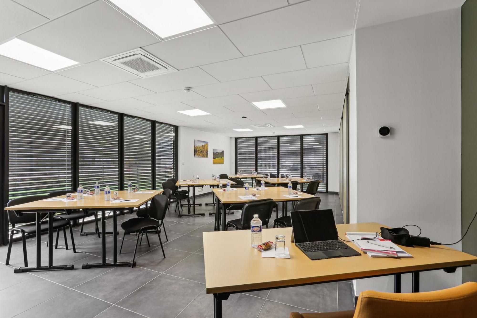 סן-קלוד Hotel Restaurant Akena Molinges - La Brocatelle מראה חיצוני תמונה