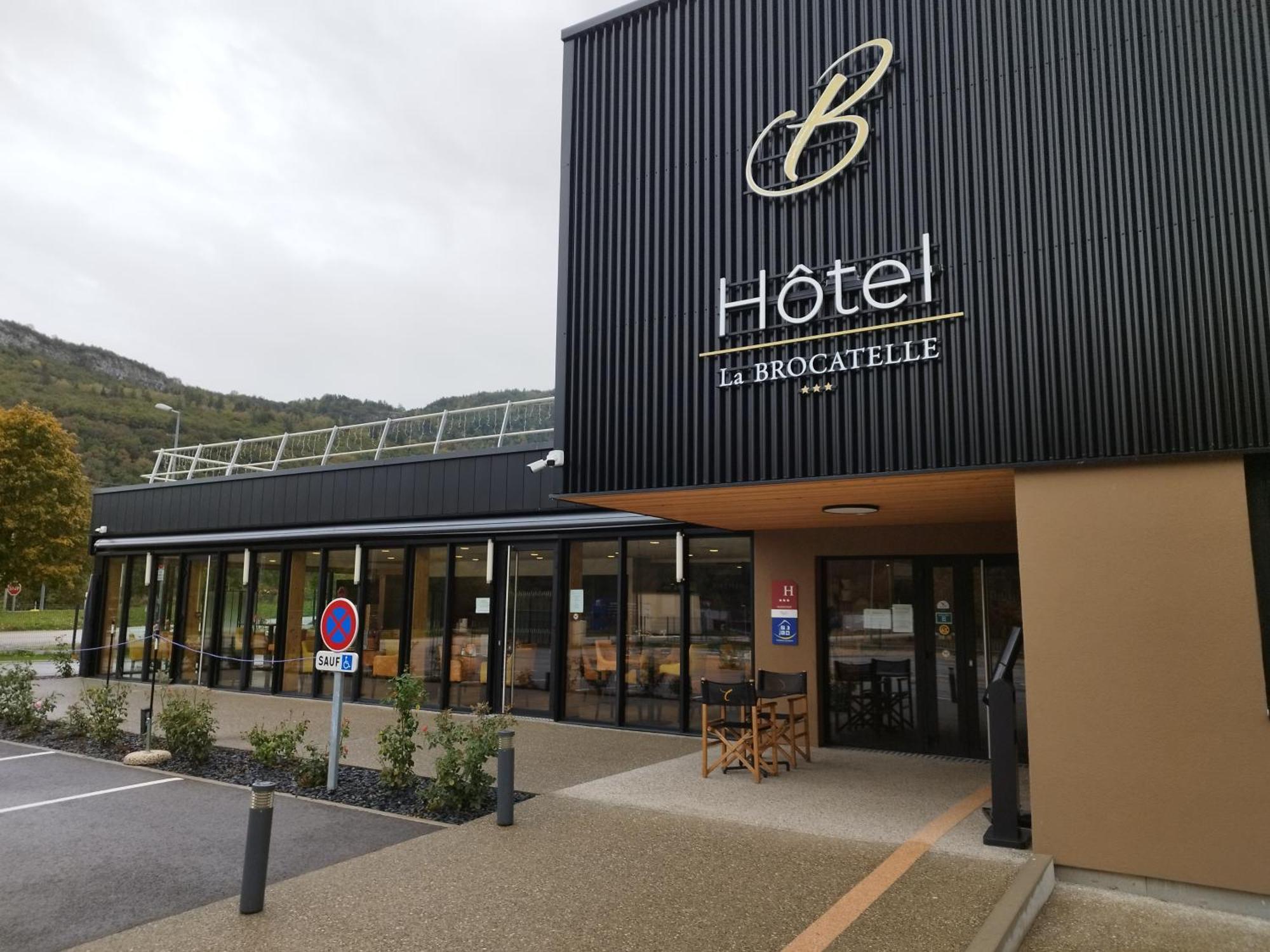 סן-קלוד Hotel Restaurant Akena Molinges - La Brocatelle מראה חיצוני תמונה